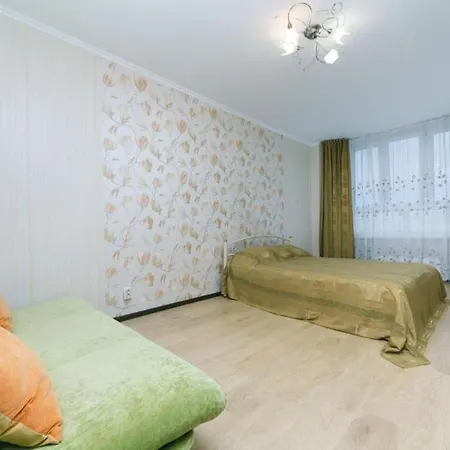 Apartment On Akhmatovoyi 32/18 Kyiv Exterior photo