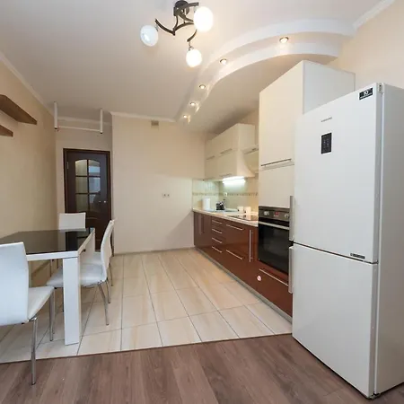 Apartment On Akhmatovoyi 32/18 Kyiv Exterior photo