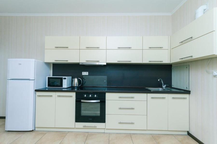 Apartment On Akhmatovoyi 32/18 Kyiv