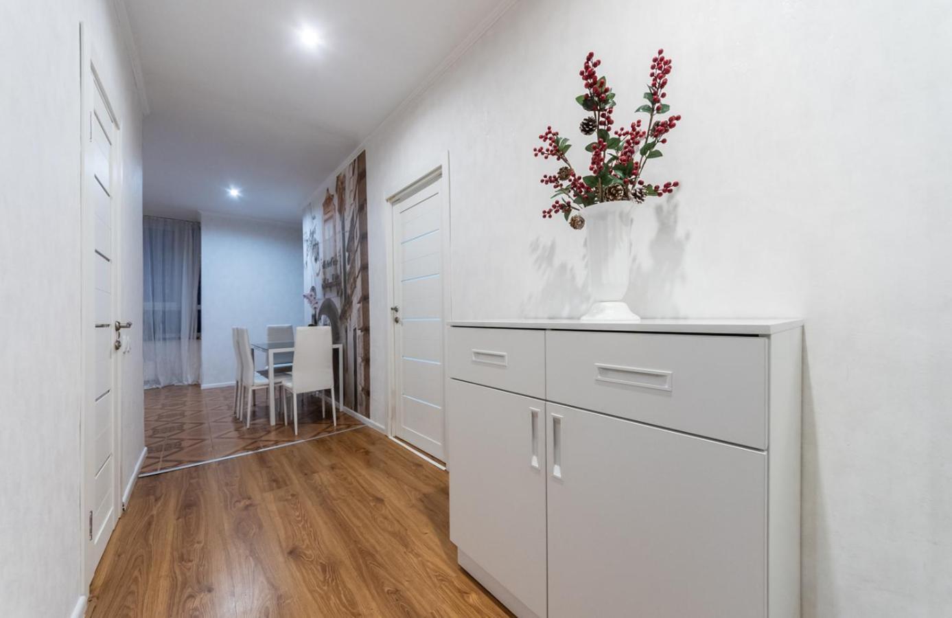 Apartment On Akhmatovoyi 32/18 Kyiv